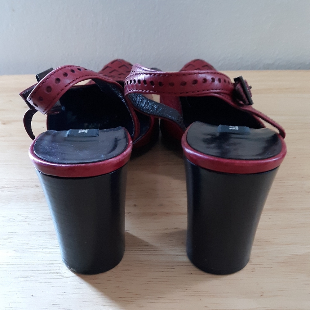 Vintage Red Leather Bally Jussey Slings UK 4.5 US 6.5 - Picture 3 of 6